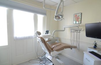 Treatment room at Topsfield Smiles.